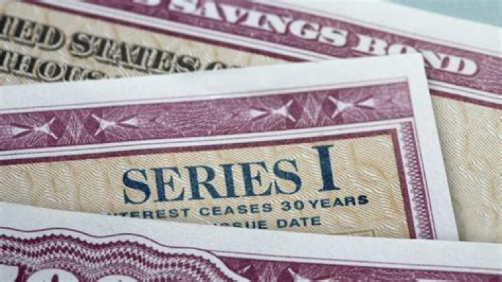 Do old savings bonds still earn interest?